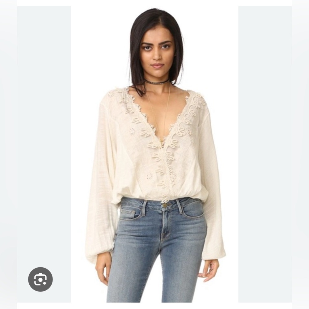 Free people desert sands cotton top in ivory size medium EUC boho style